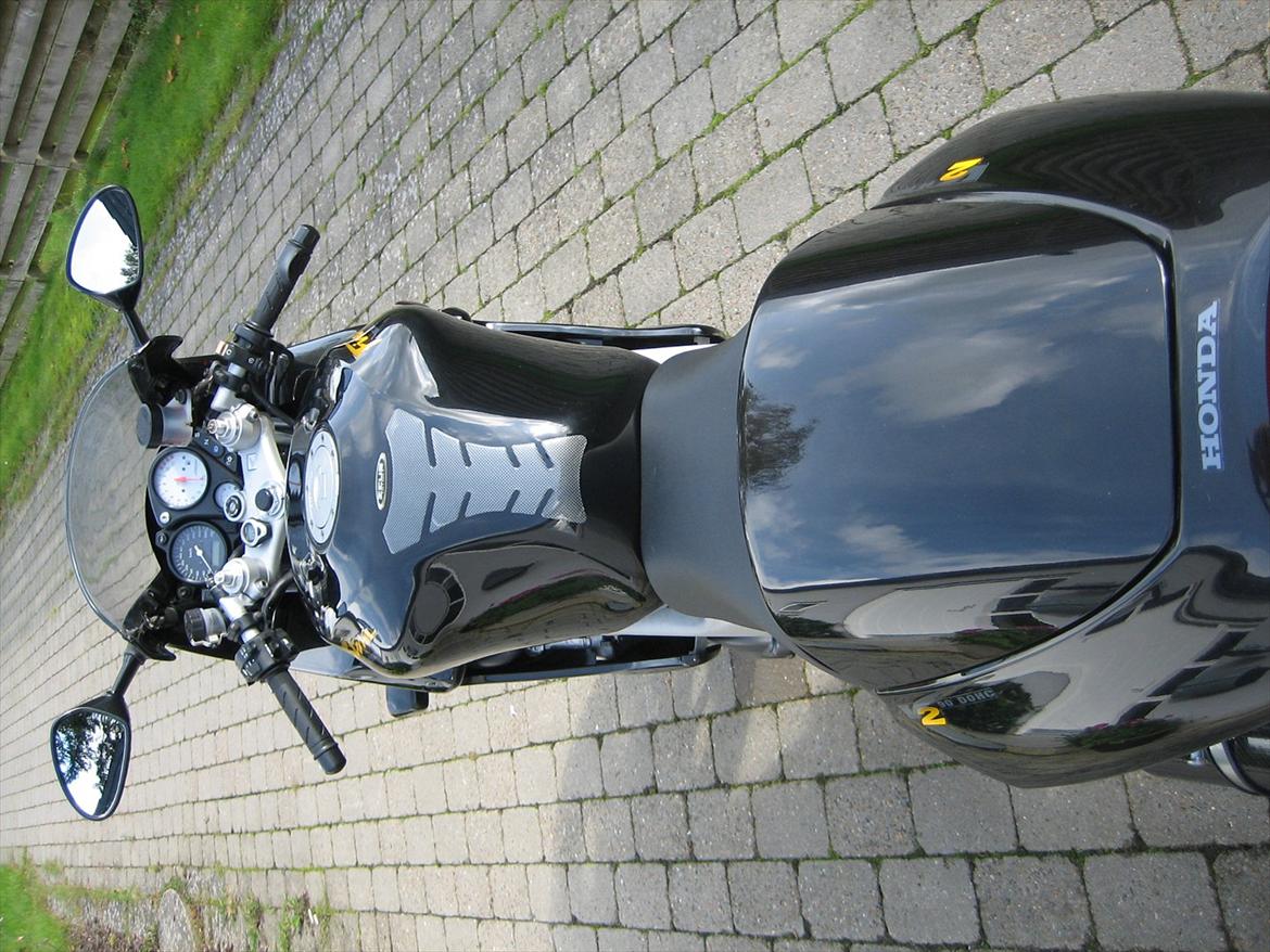 Honda VTR 1000 F - (solgt) billede 16