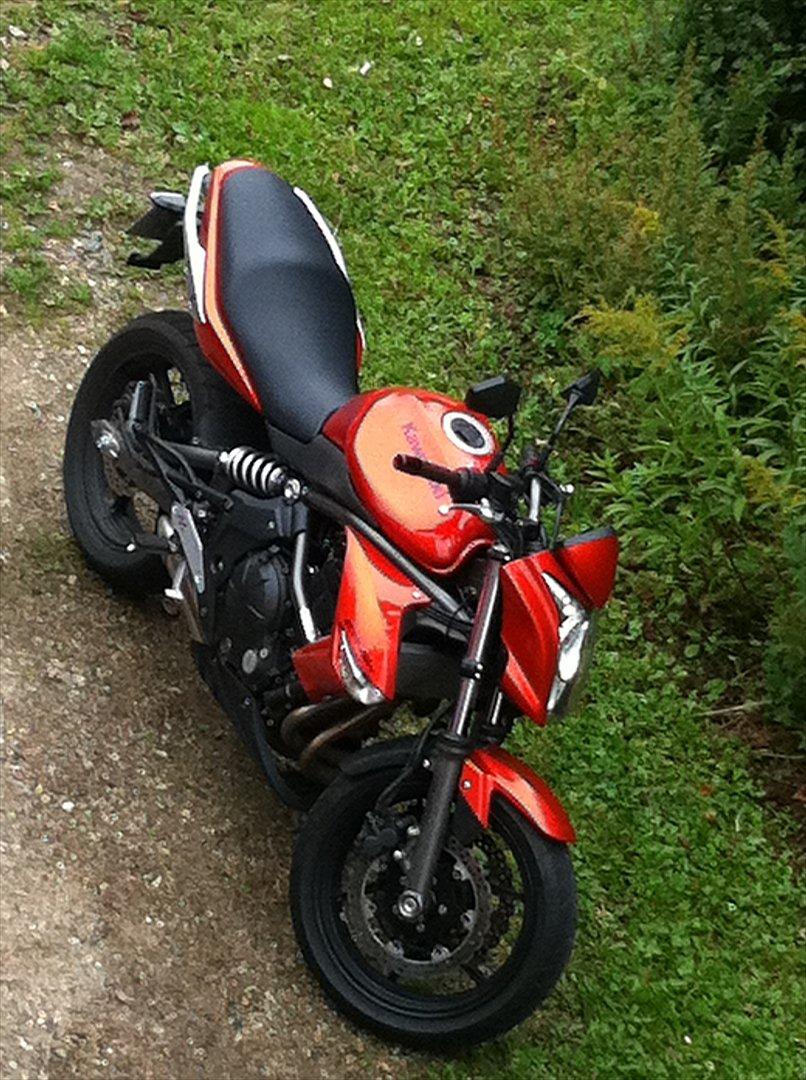 Kawasaki ER-6n billede 8