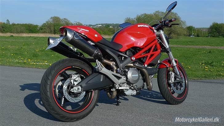 Ducati Monster 696+ABS billede 1