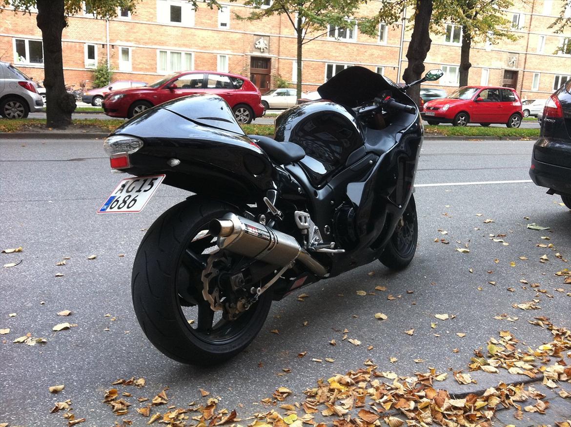 Suzuki Hayabusa --Stjålet-- - Fik lige cuttet 11,5cm af udstødningen, det gav noget bedre lyd :P billede 2