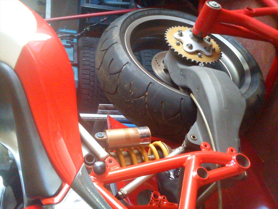 Ducati 748/996 sps  - ådan som den står nu billede 8