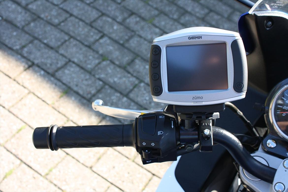 Suzuki Gs500F K5 - Garmin zumo 550 Navi, Mp3, Billedfremviser og Telefonstyring billede 6