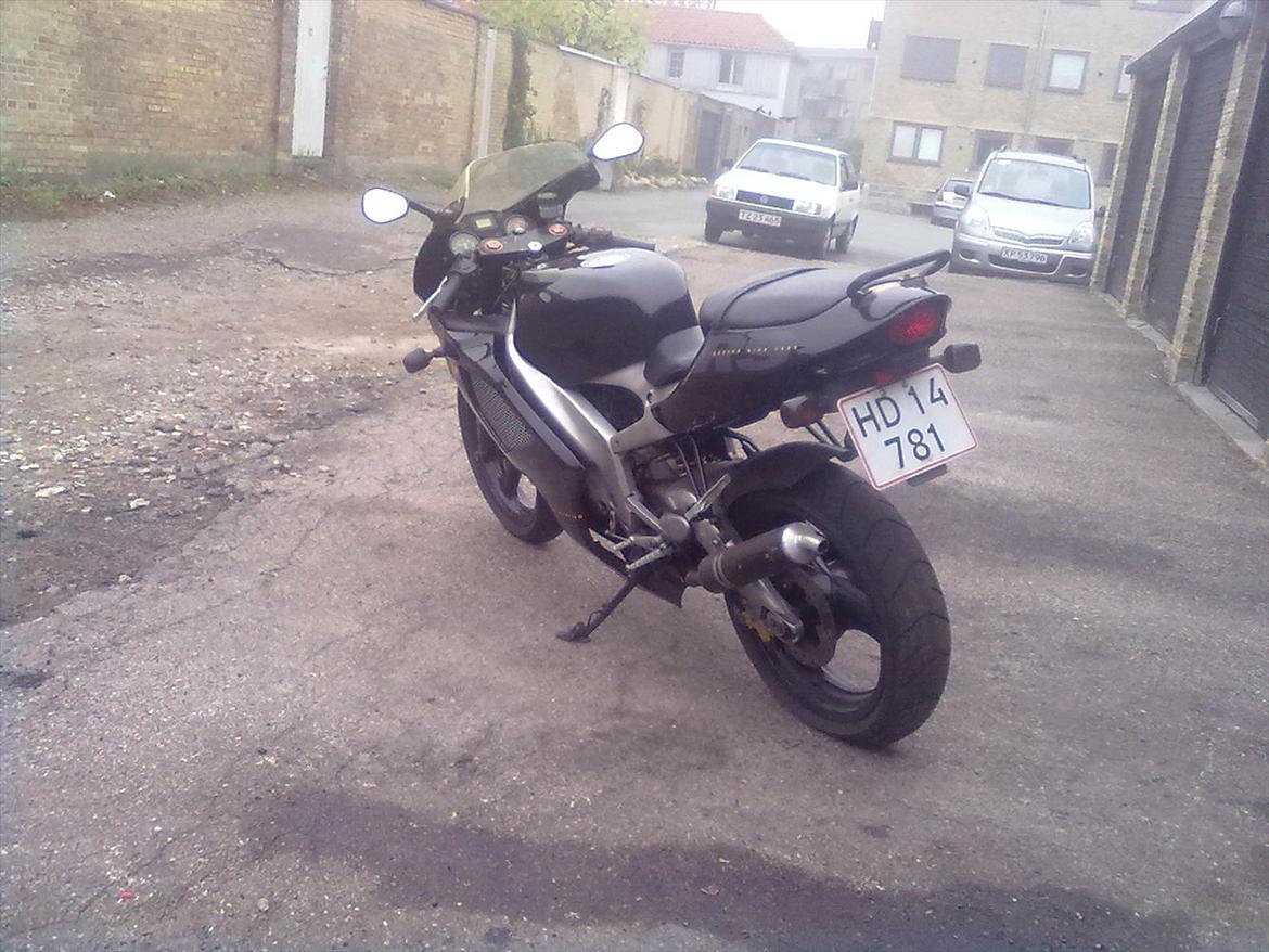 Aprilia RS 125 billede 2