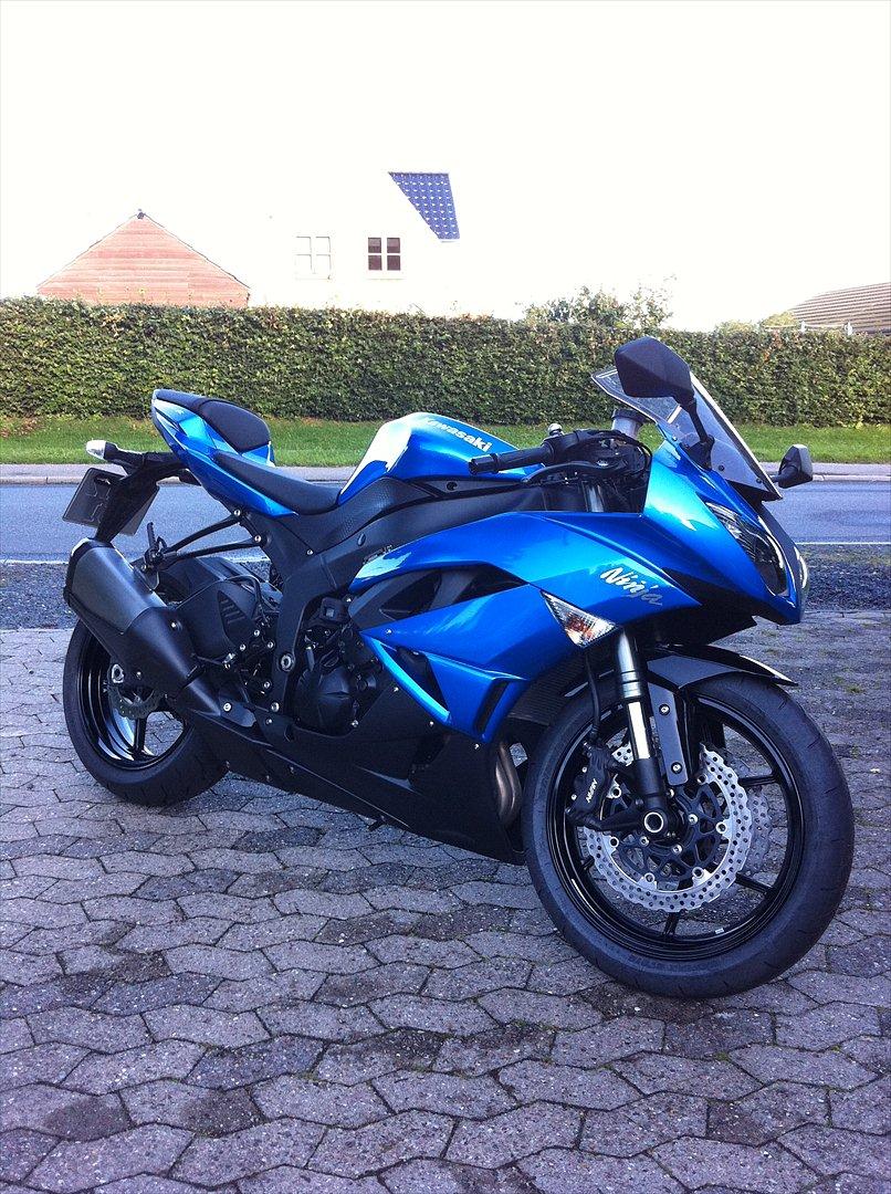 Kawasaki ZX6R billede 1