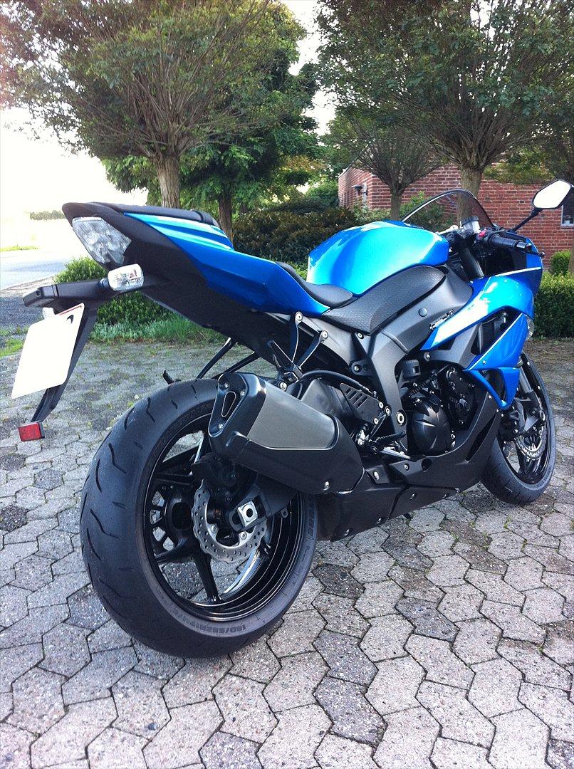 Kawasaki ZX6R billede 4