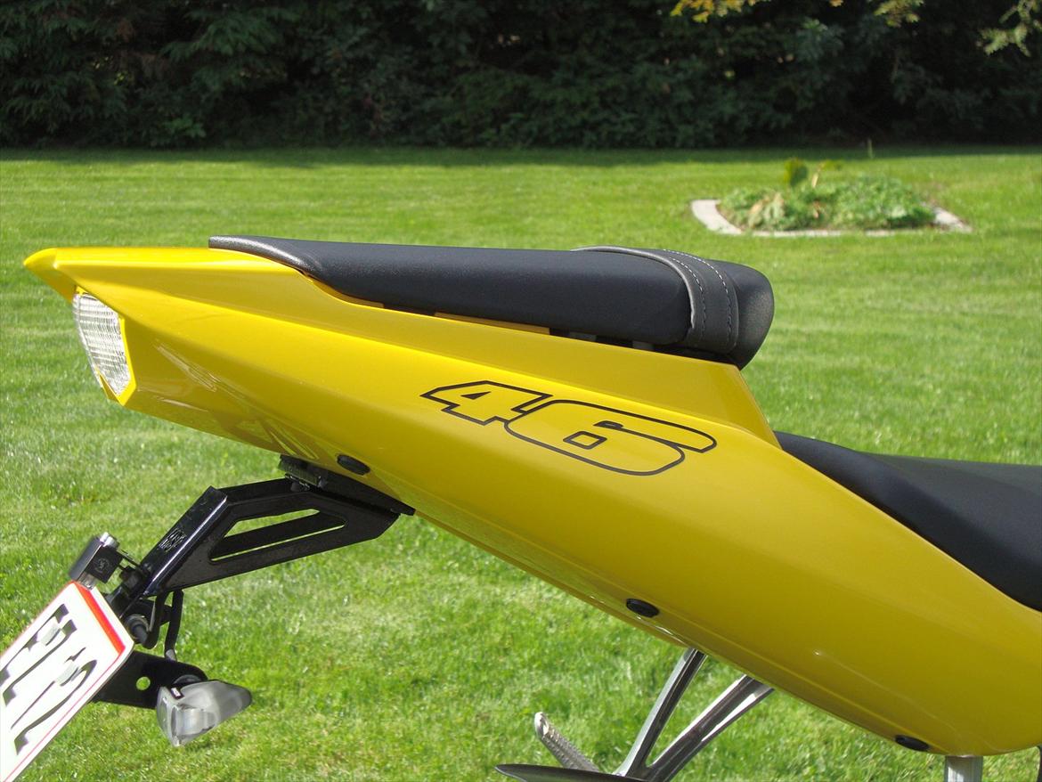 Yamaha R6 billede 8