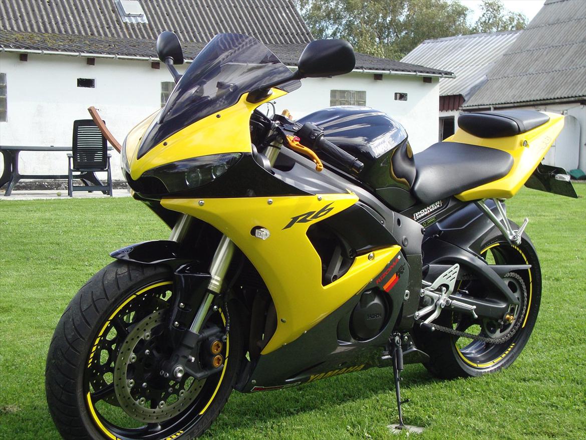 Yamaha R6 billede 12