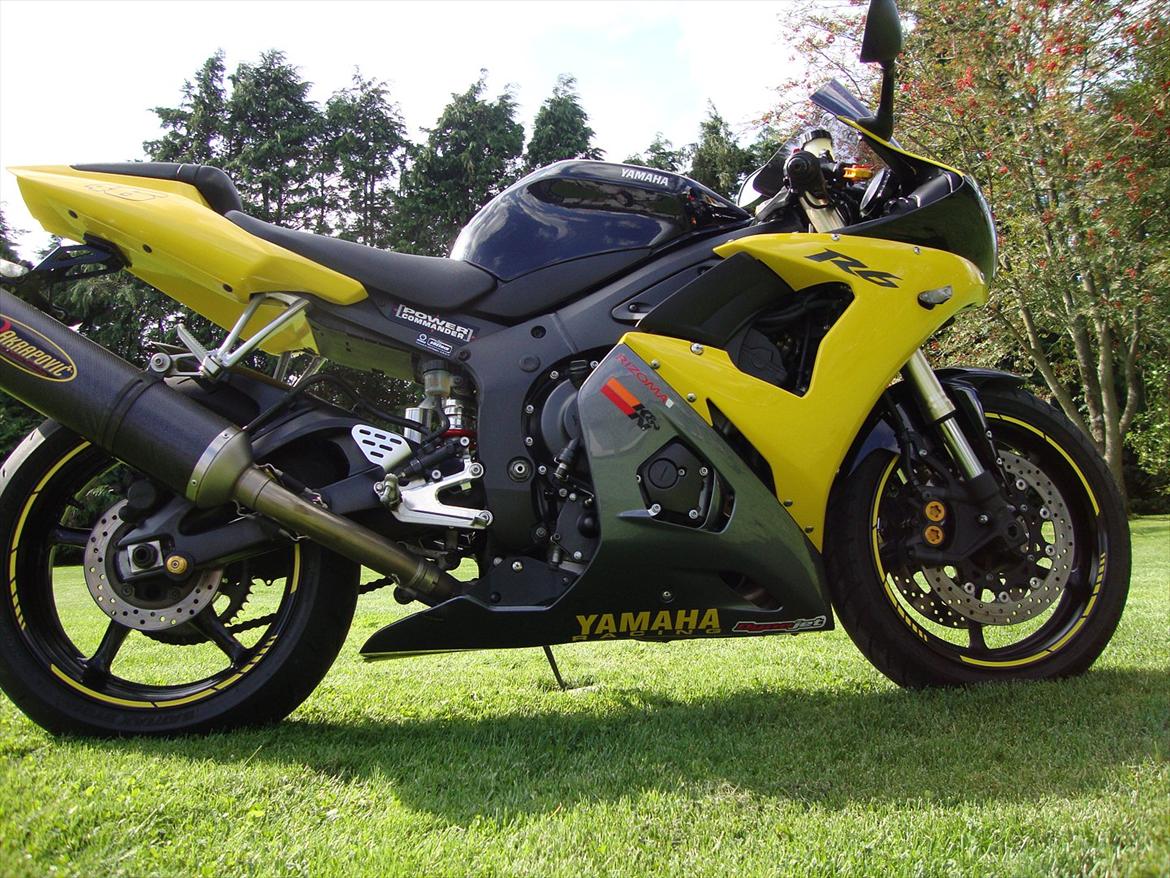 Yamaha R6 billede 15