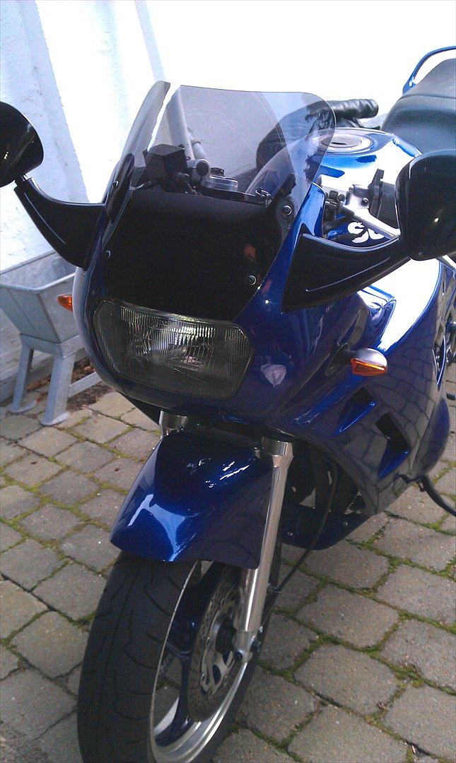 Suzuki GSX 600 F (SOLGT) billede 12