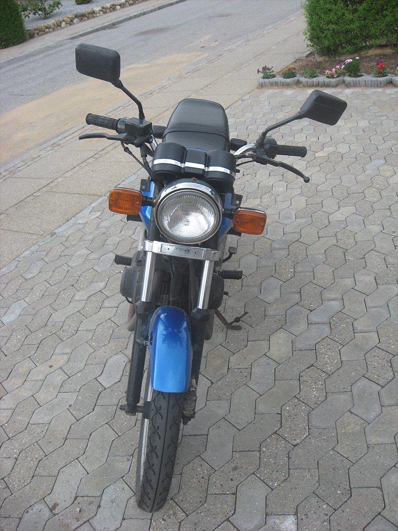 Suzuki Gsx 250 es billede 6