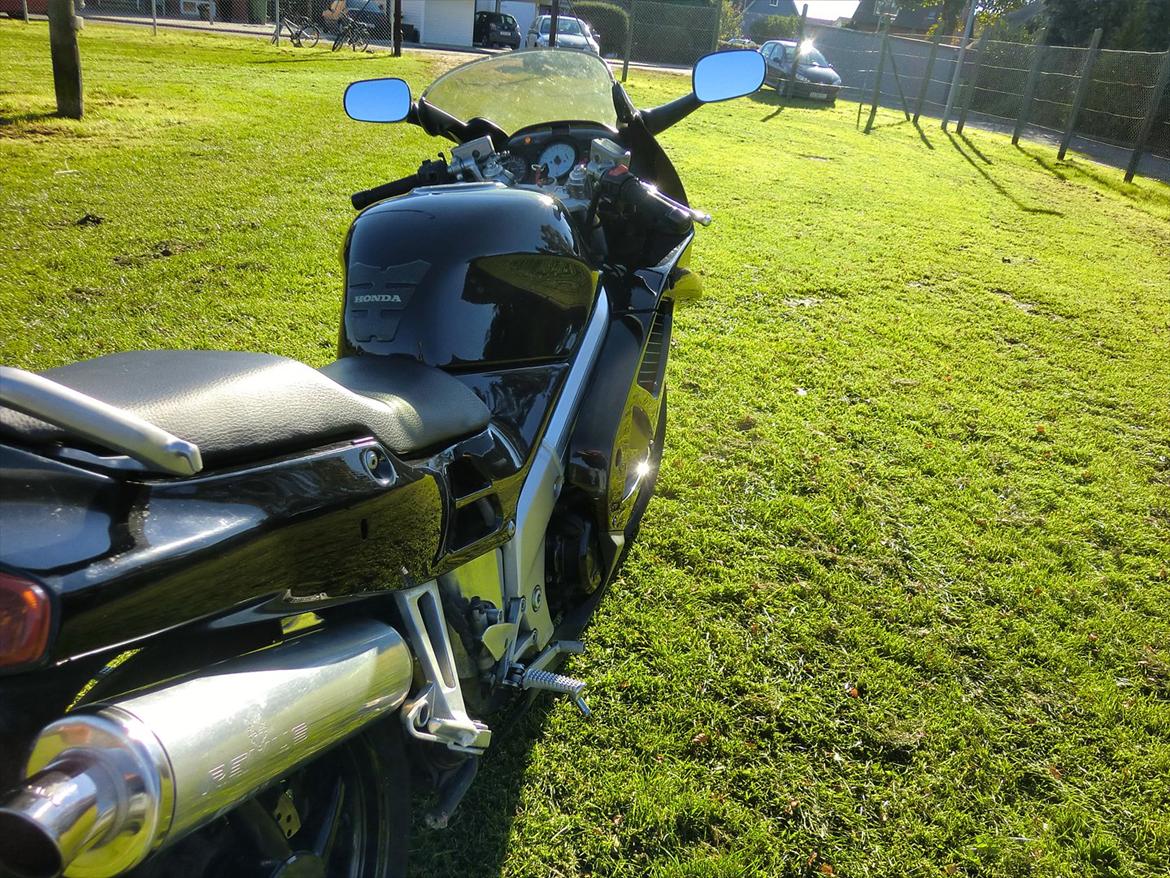 Honda VFR750II - solgt - Sort potte - SORT POTTE !!! billede 7