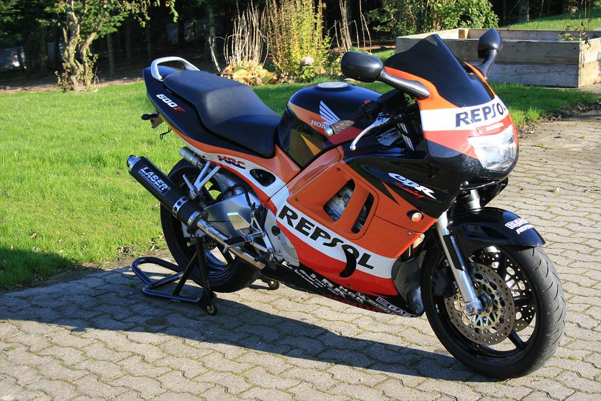 Honda CBR 600 F3 billede 9