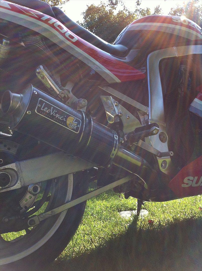 Suzuki GSXR 1100 billede 8