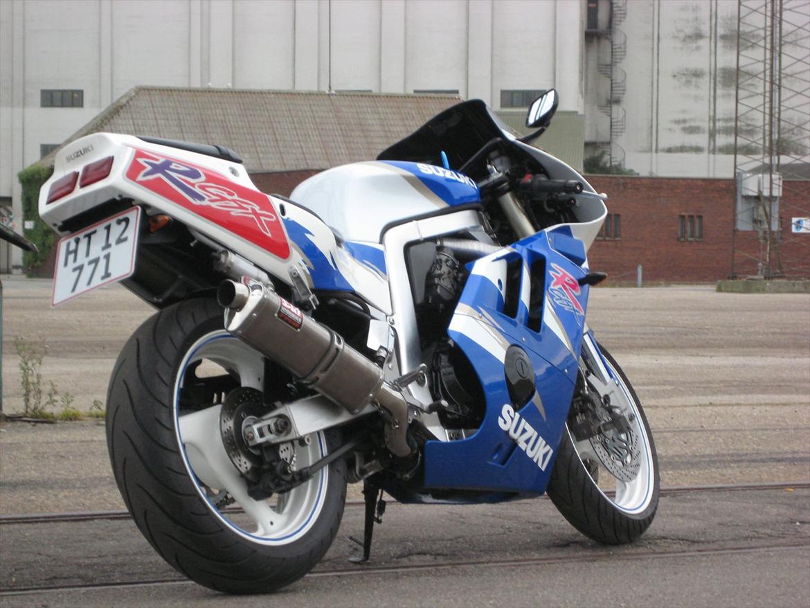 Suzuki GSXR 400 GK76A billede 18