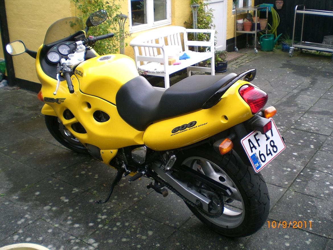 Suzuki GSX 600F billede 2