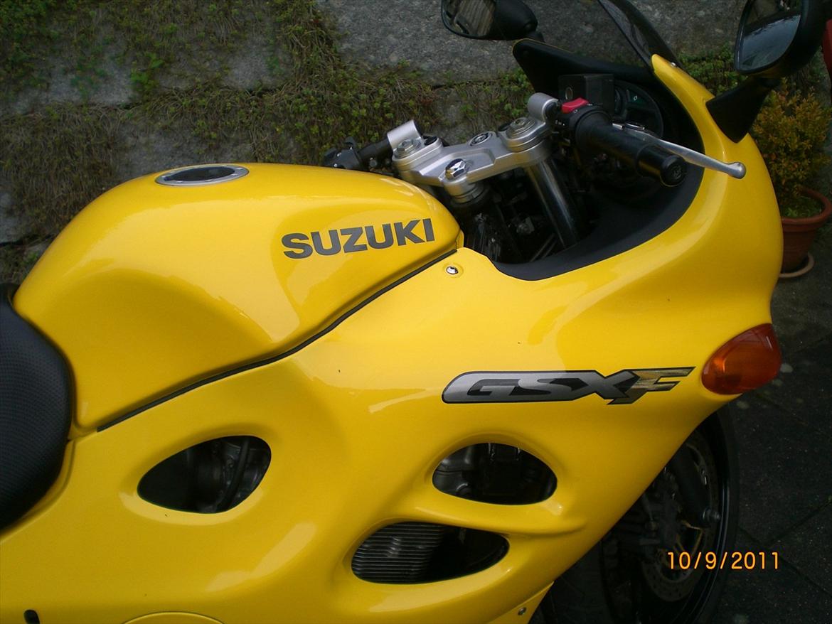 Suzuki GSX 600F - GSX 600F 1998 billede 5
