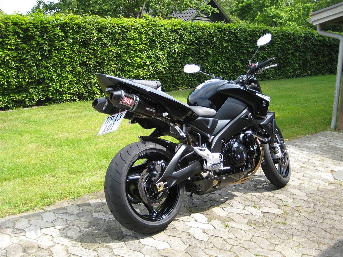 Suzuki GSX1300BK billede 2
