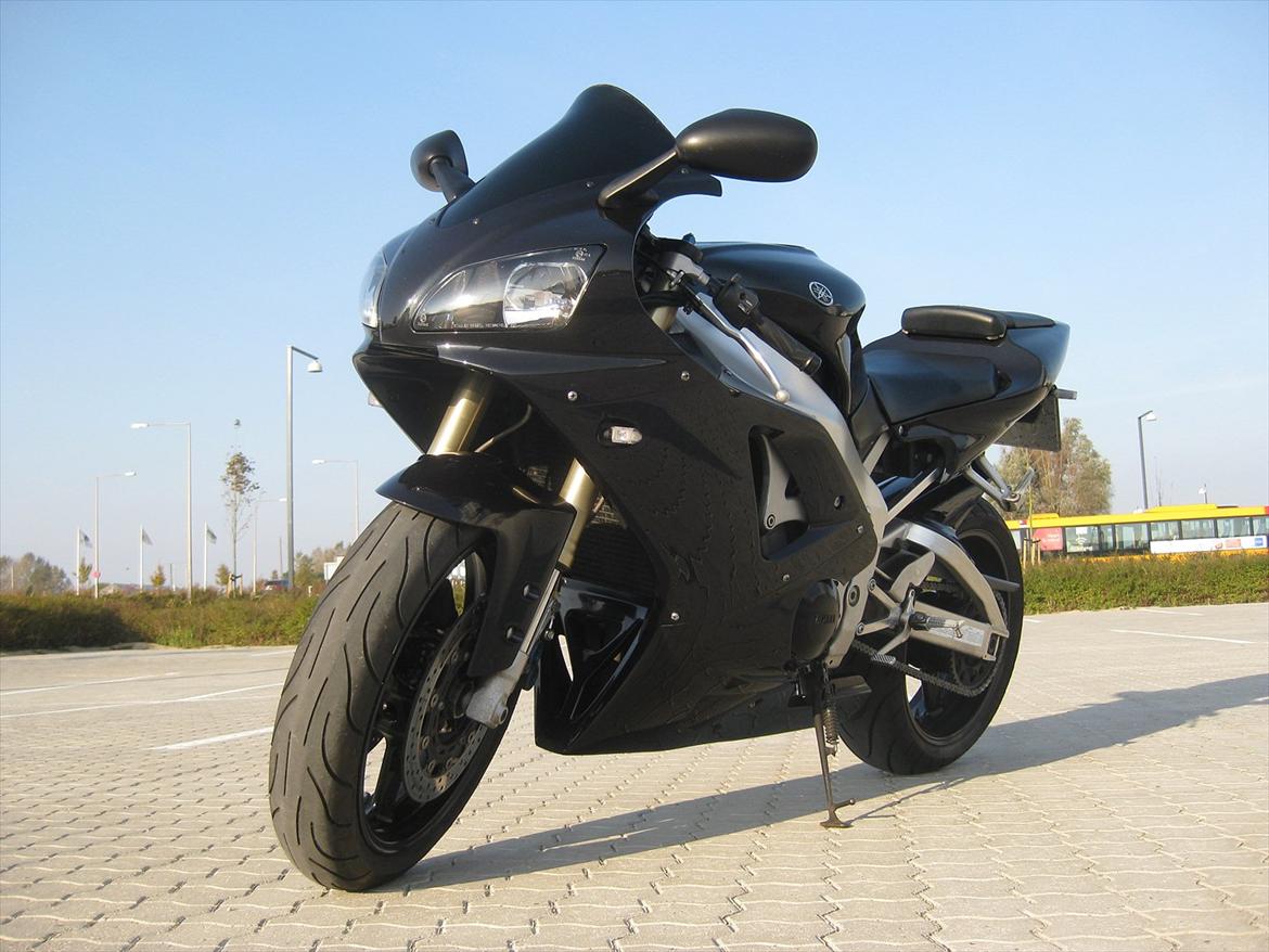 Yamaha yzf r1     SOLGT billede 8