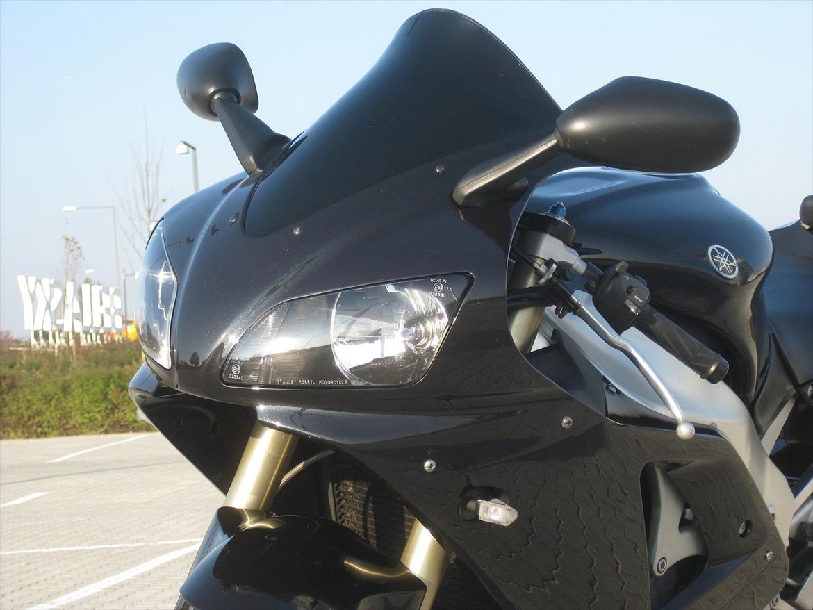 Yamaha yzf r1     SOLGT billede 9