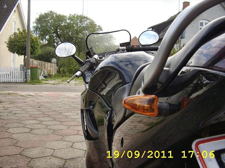 Suzuki GSX600FP K1 billede 7