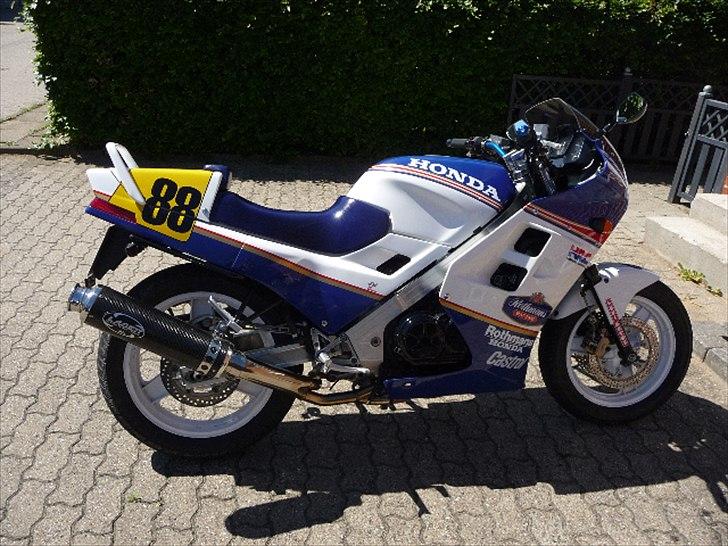 Honda VFR 750 billede 8