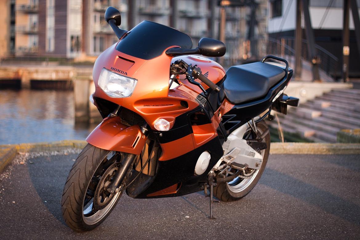 Honda CBR 600 F2 (SOLGT) - 10/10-2011 billede 1