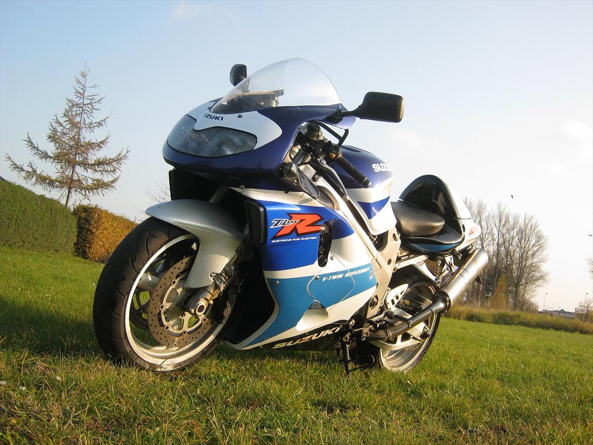 Suzuki TL1000R billede 10