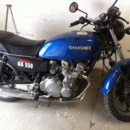 Suzuki GS550E