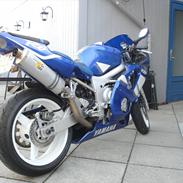Yamaha r6