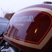 Honda CB400f Super Sport