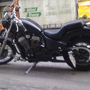 Honda vt 600