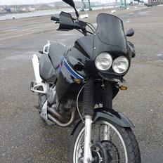 Yamaha xtz 750