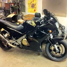 Honda VFR 750F RC24/1