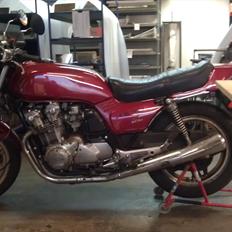 Honda cb 900 F (projekt)