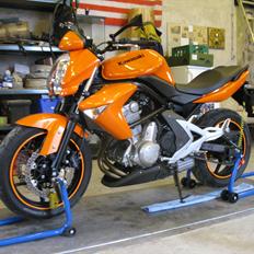 Kawasaki Er6N