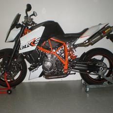 KTM Superduke R