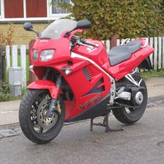 Honda VFR750