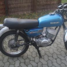 Suzuki gt 250 (SOLGT)