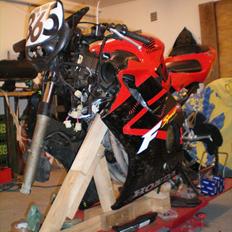 Honda Cbr 600 F4i sport.