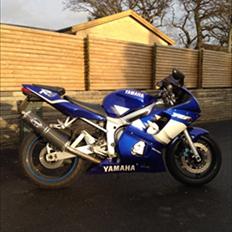 Yamaha YZF R6 Solgt