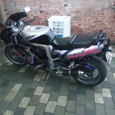 Suzuki GSXR 1100