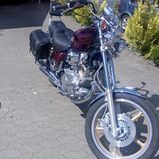 Yamaha Virago 750 Gold