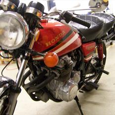 Honda CB 400 Four Super Sport