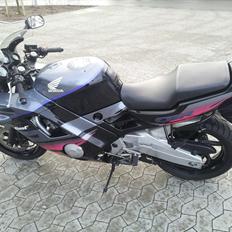Honda CBR 600 F