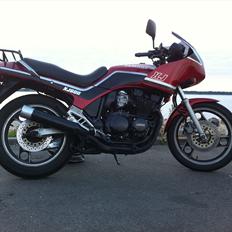 Yamaha XJ600