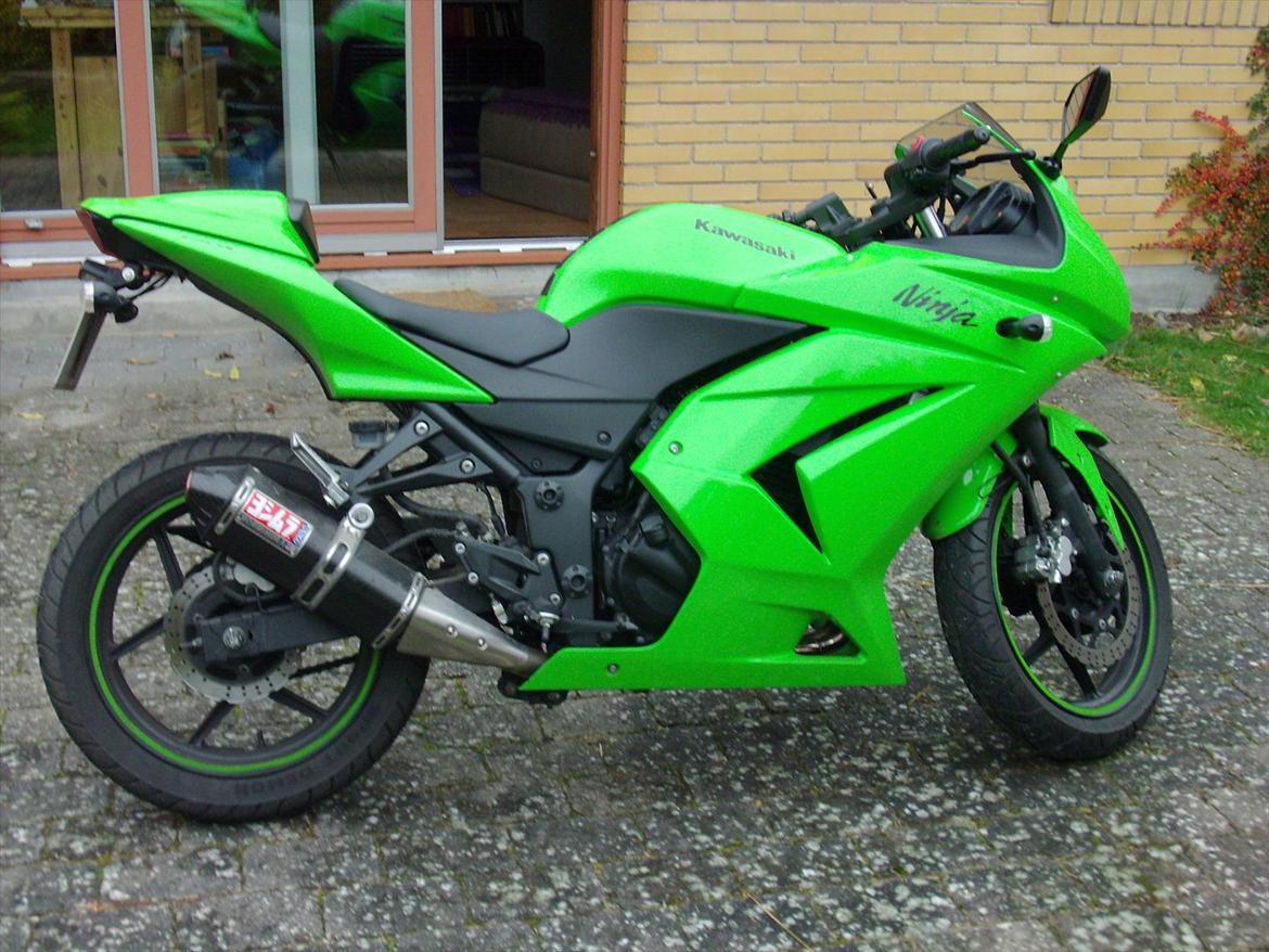 Kawasaki Ninja 250r billede 4