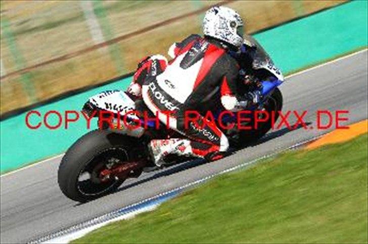 Yamaha r1 - Bron 30/09-2011 billede 18