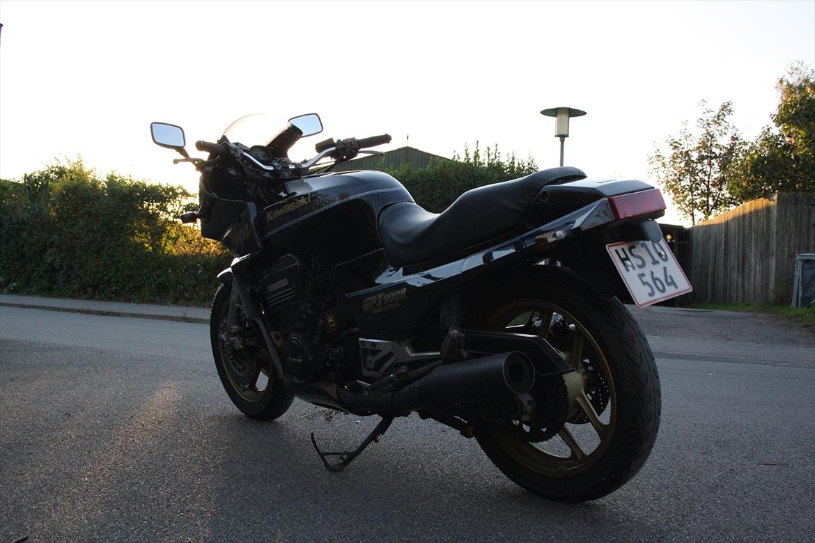 Kawasaki gpz 900 r billede 5