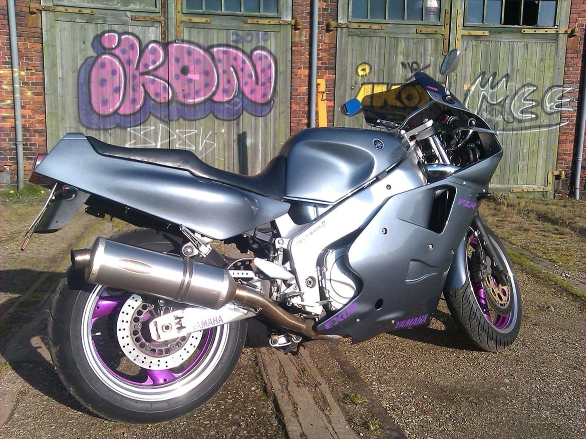 Yamaha FZR 1000 Exup billede 1