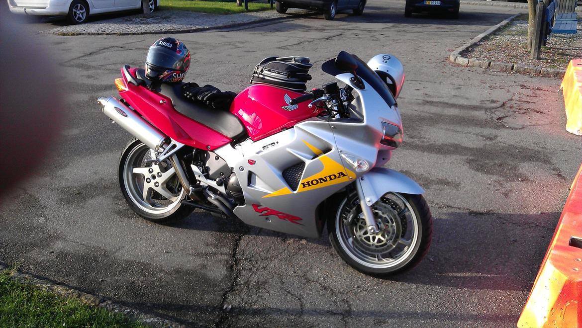Honda VFR 800 RC 46-1 billede 1
